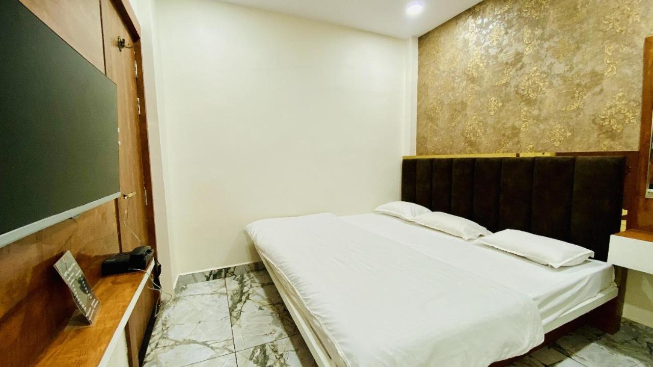 Hotel Malay Inn Удджайн Екстер'єр фото