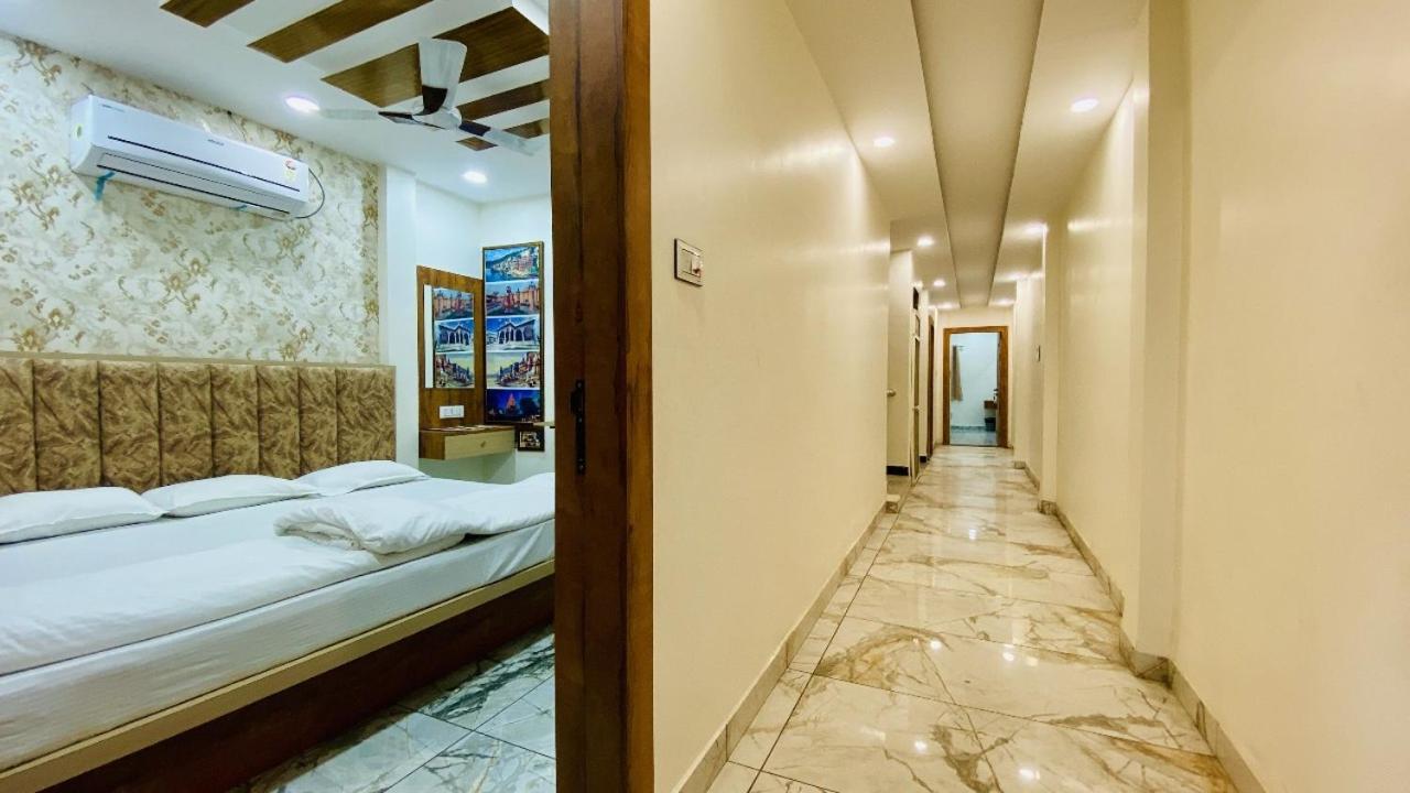 Hotel Malay Inn Удджайн Екстер'єр фото