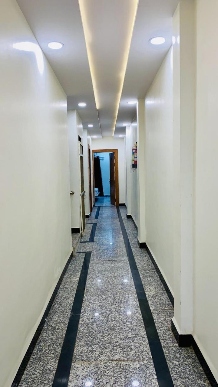 Hotel Malay Inn Удджайн Екстер'єр фото